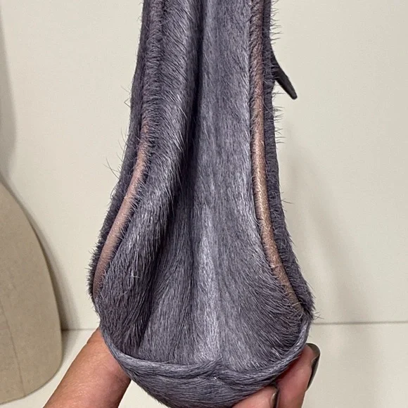 Brandon Blackwood Lavender Purple Pony Hair Shoulder Syl Bag - Picture 5 of 17